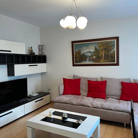 טיראנה Blloku Family Apartment מראה חיצוני תמונה