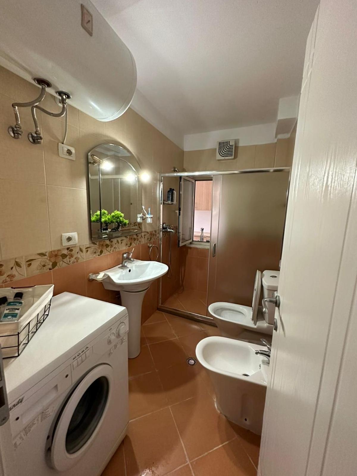 טיראנה Blloku Family Apartment מראה חיצוני תמונה