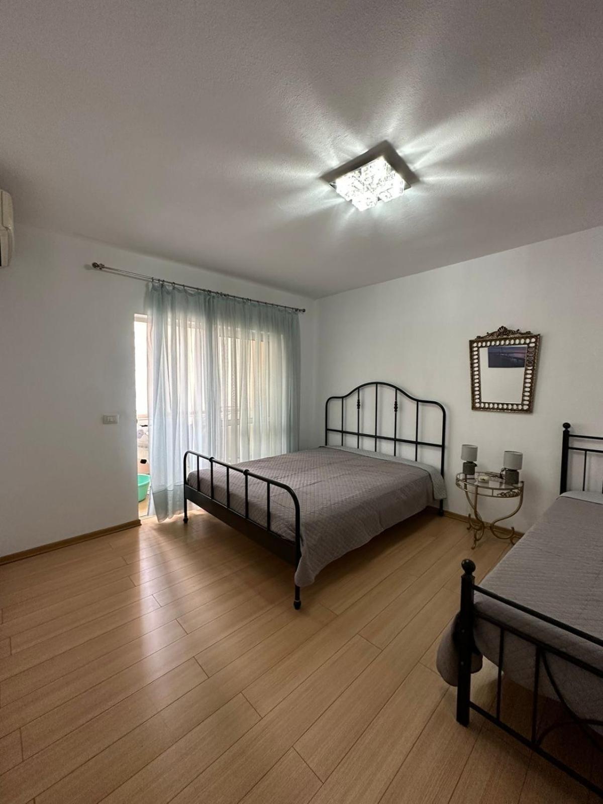 טיראנה Blloku Family Apartment מראה חיצוני תמונה